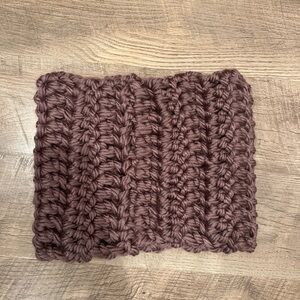Chunky crochet cowl